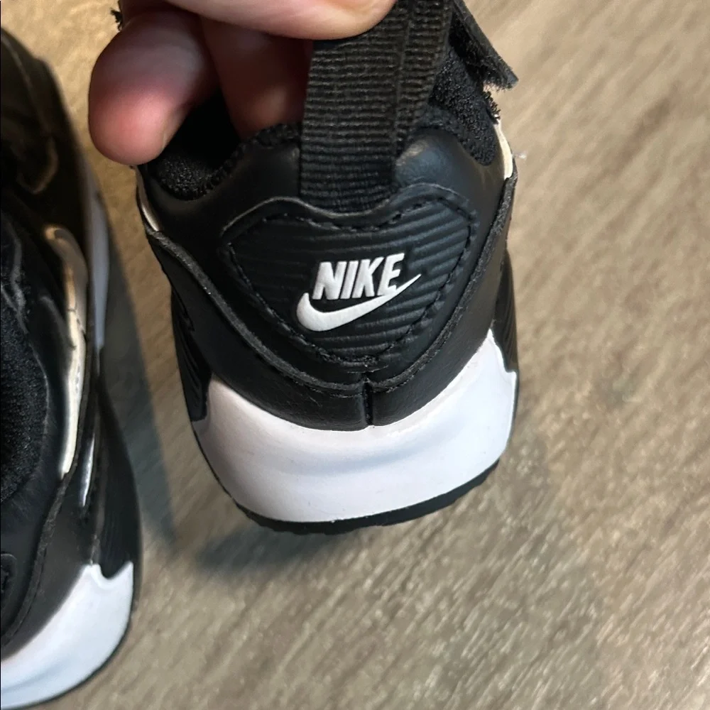 Nike classic kids